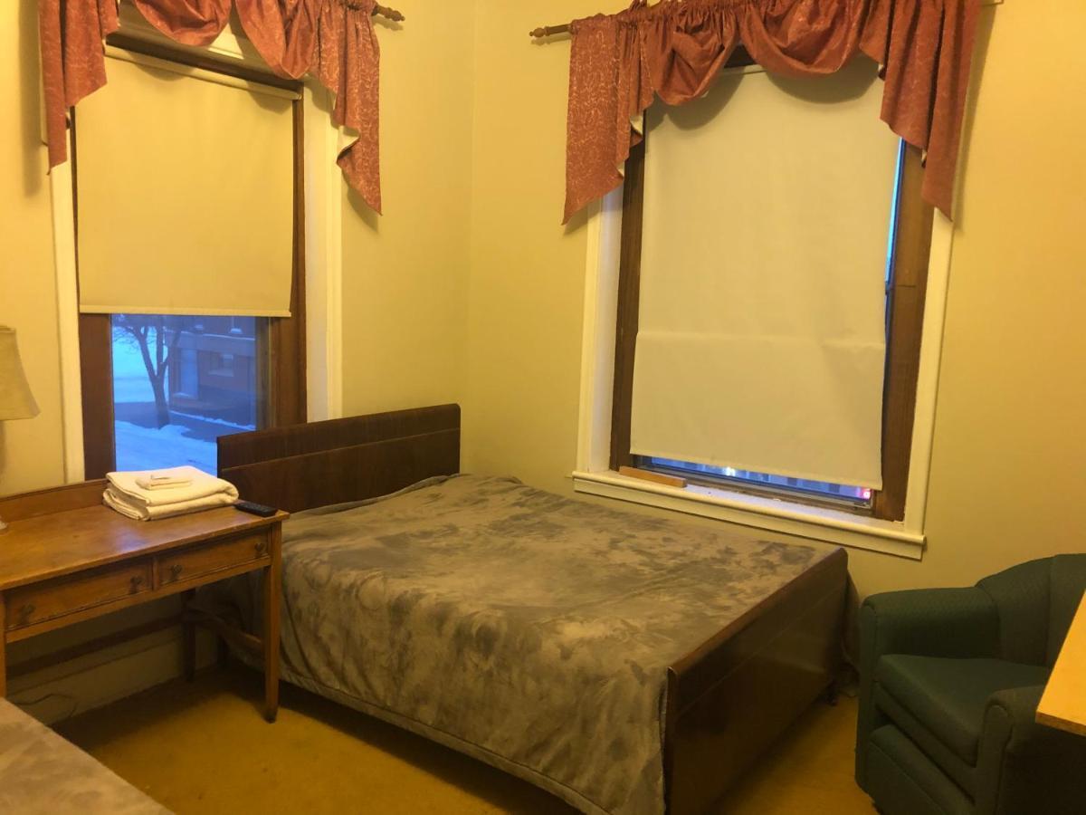 Leland Hotel Wolseley エクステリア 写真